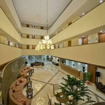 فندق Dioniss 5*